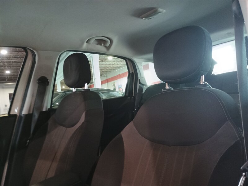 Used 2015 FIAT 500L Trekking FWD image 16