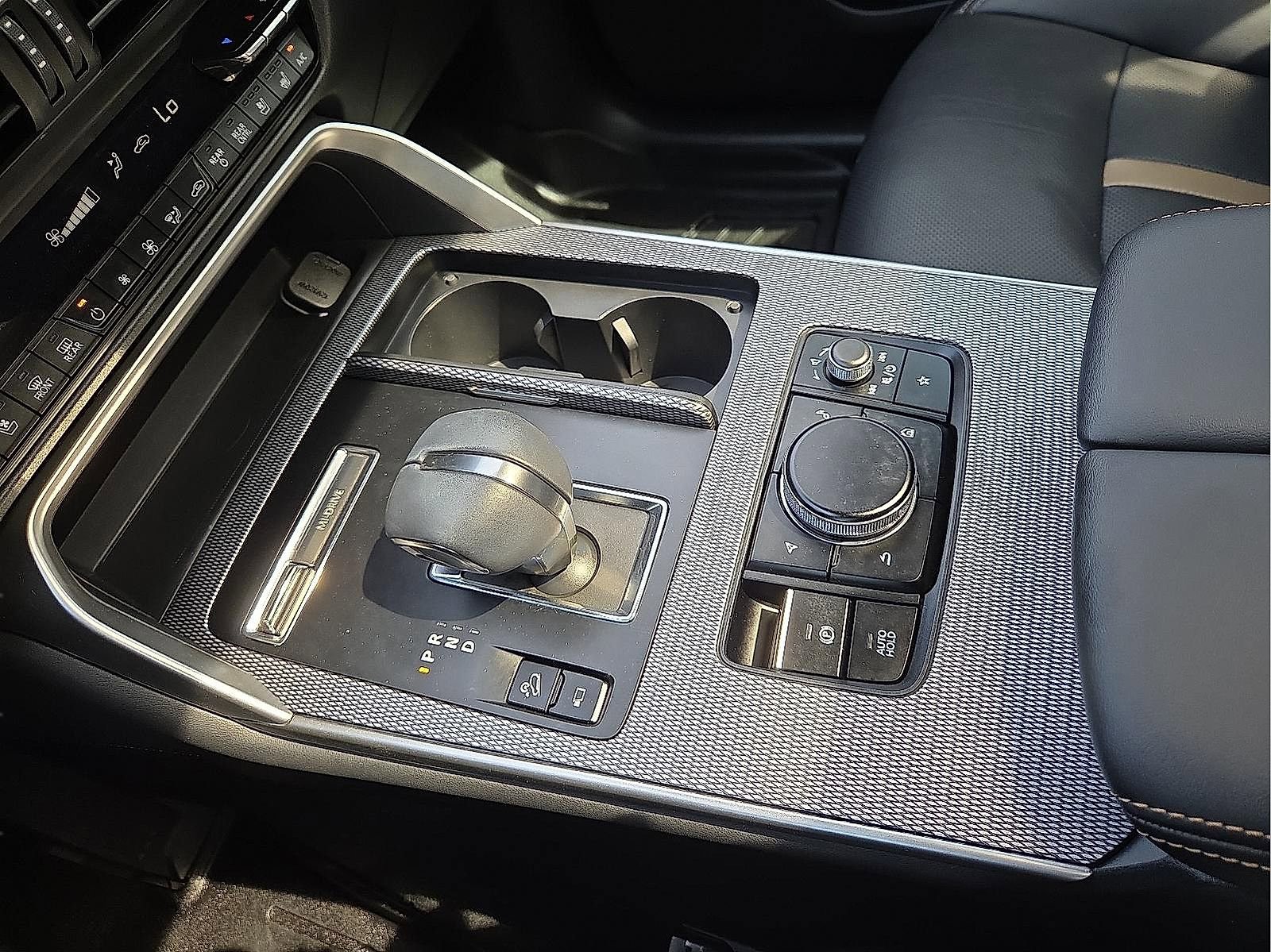 Used 2024 MAZDA CX-90 3.3 Turbo w/ Premium Plus Pkg image 25