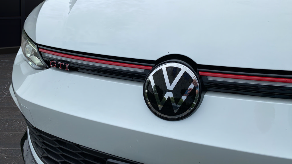 Used 2022 Volkswagen GTI Autobahn FWD image 46