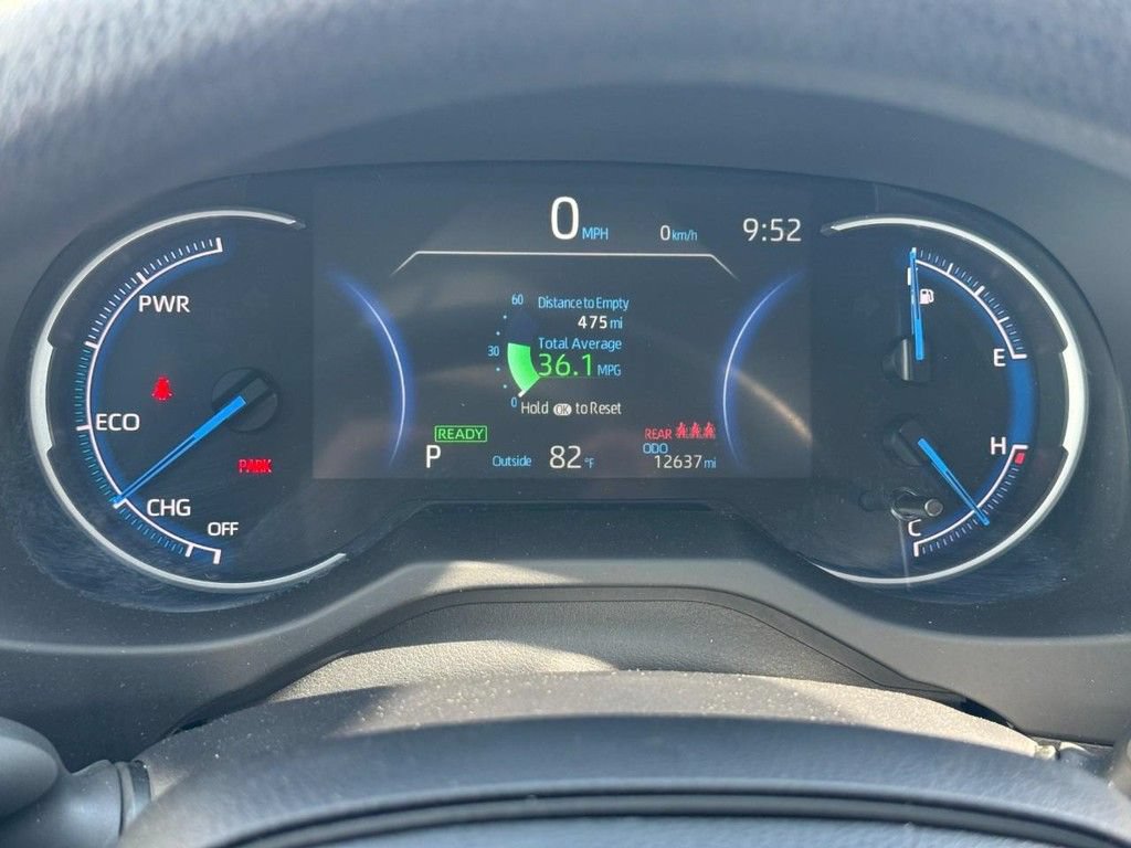 Certified 2025 Toyota RAV4 LE AWD/4WD image 28