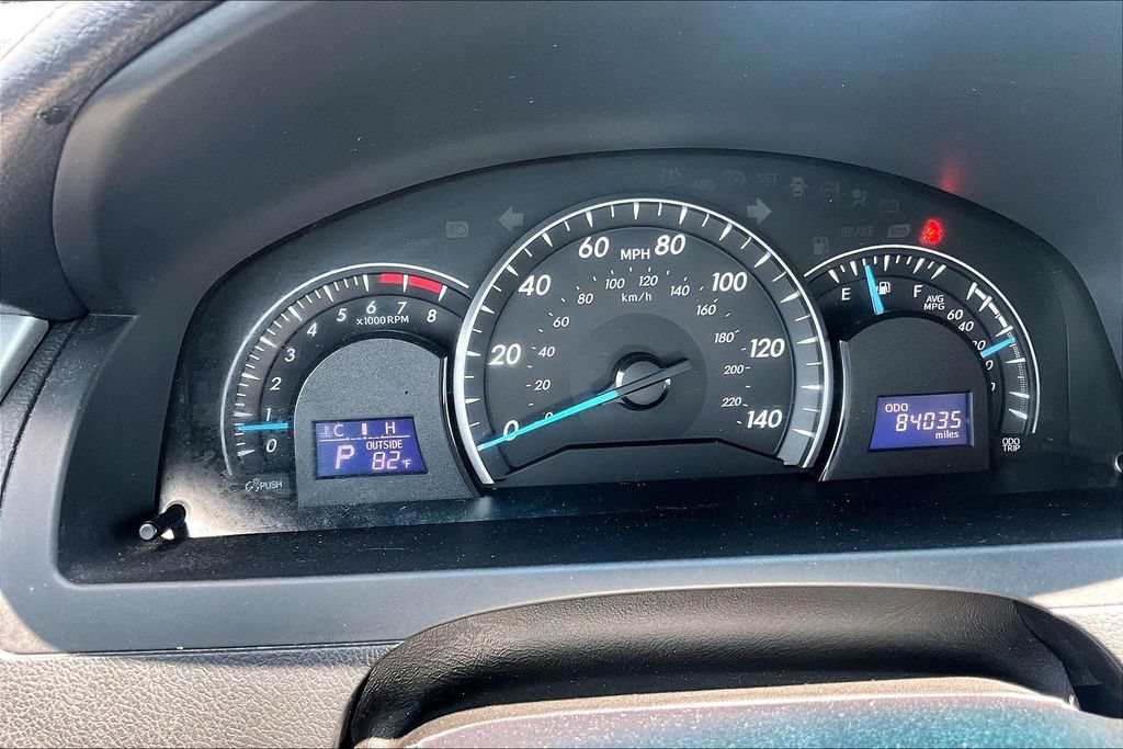 Used 2014 Toyota Camry LE FWD image 27