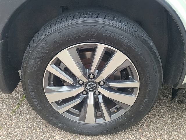 Used 2024 Nissan Pathfinder SL AWD/4WD image 32