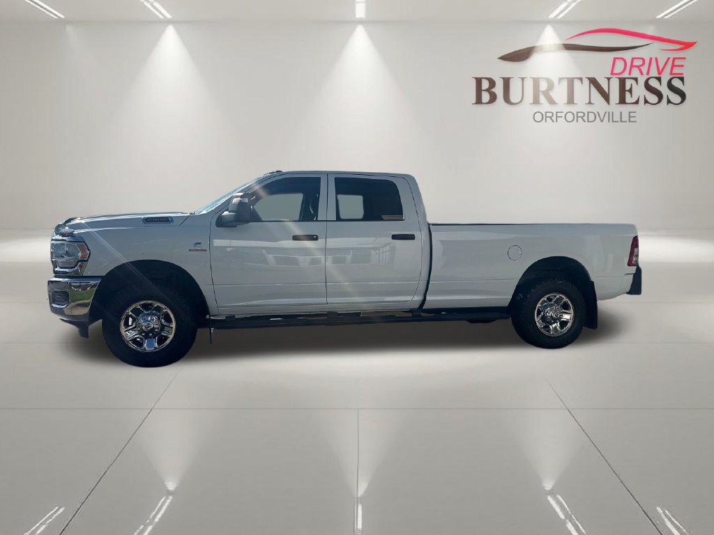 Used 2024 RAM 2500 Tradesman w/ Chrome Appearance Group AWD/4WD image 5
