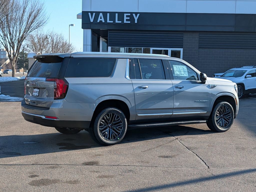 New 2026 GMC Yukon XL Elevation image 9