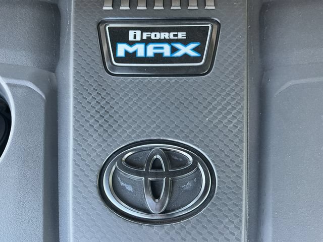 Certified 2025 Toyota Tundra Capstone AWD/4WD image 25