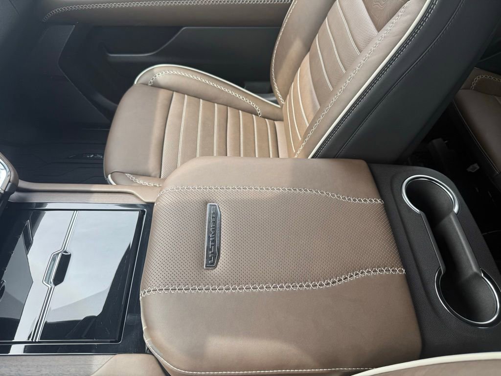 Used 2026 GMC Yukon Denali Ultimate w/ LPO, Floor Liner Package AWD/4WD image 13