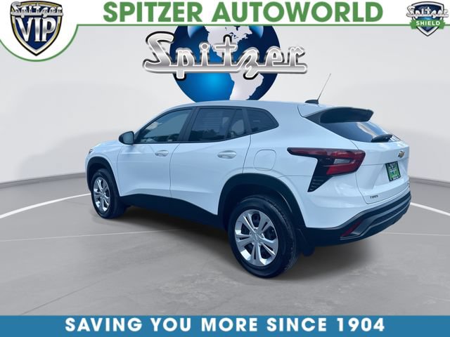 Certified 2024 Chevrolet Trax LS FWD image 8