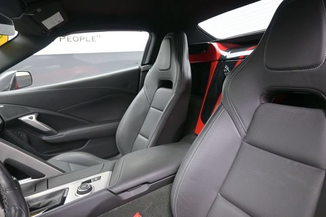 Used 2017 Chevrolet Corvette Z06 RWD image 16