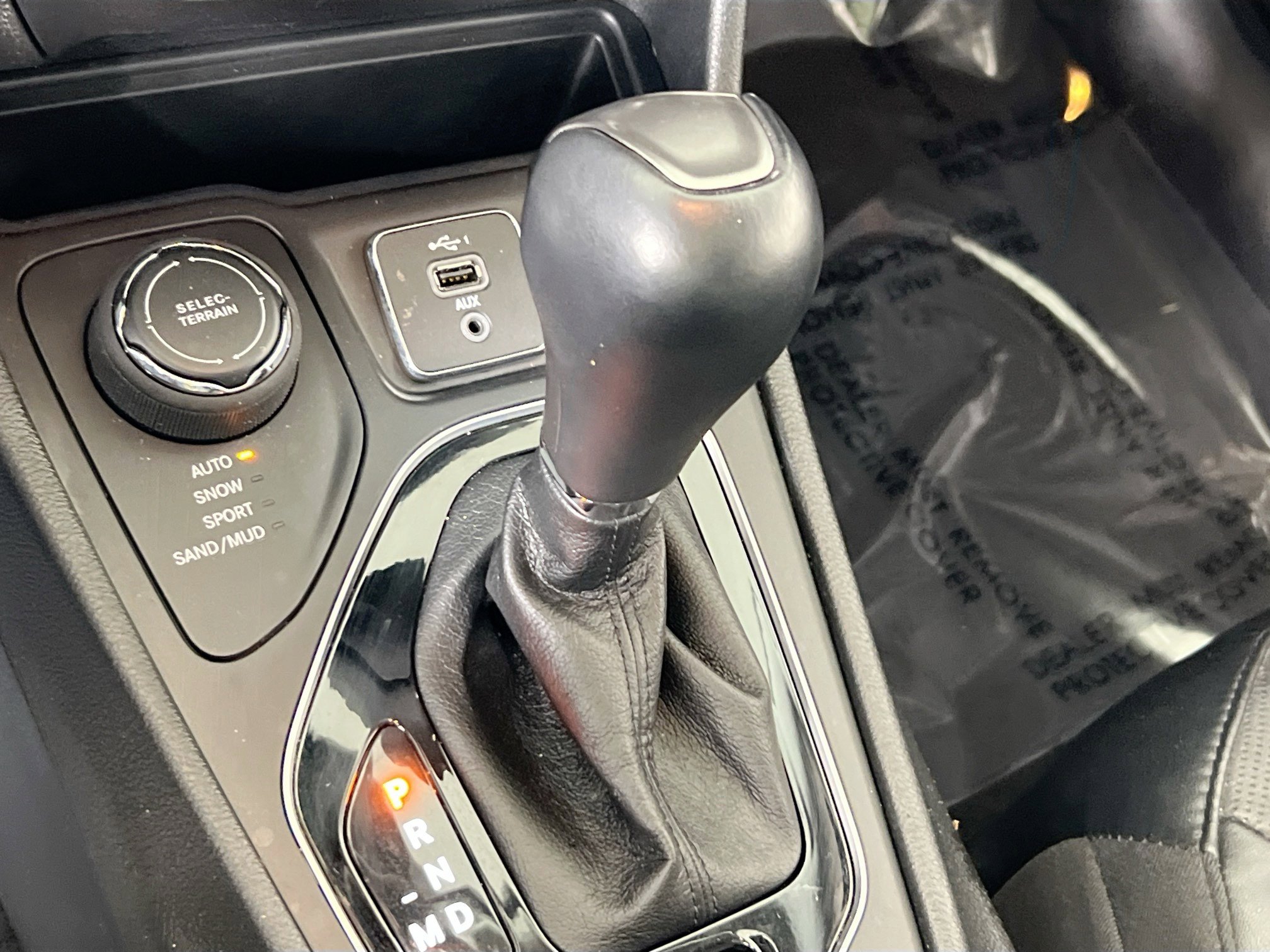 Used 2022 Jeep Cherokee Limited image 16