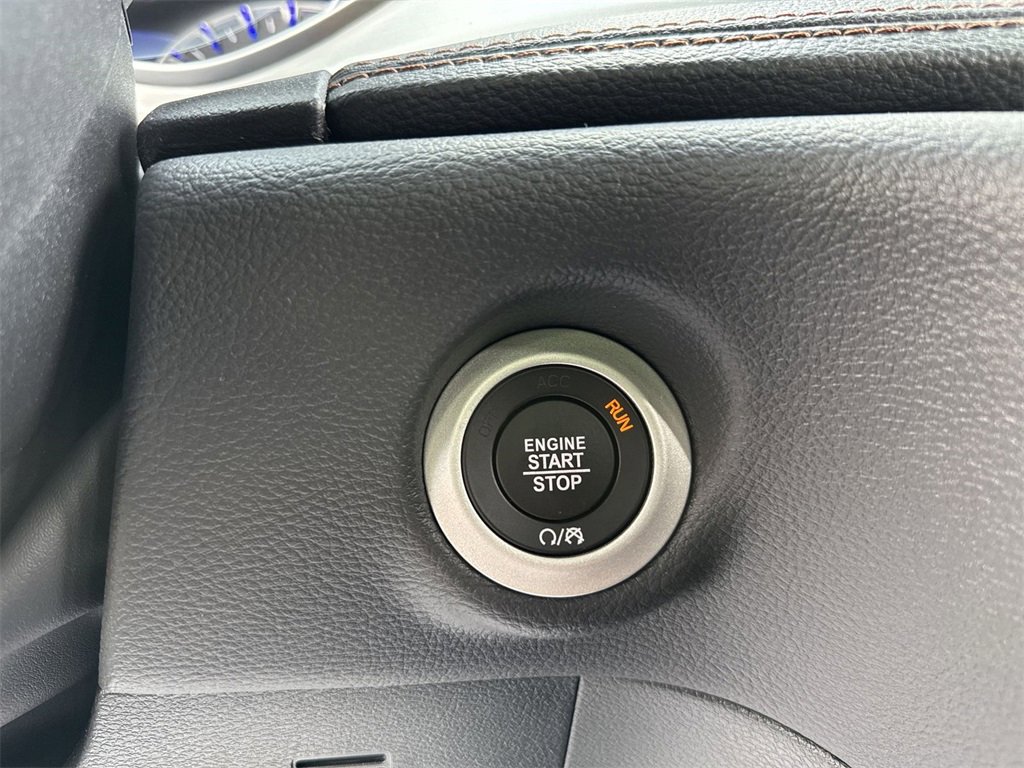 New 2026 Chrysler Pacifica Pinnacle image 19