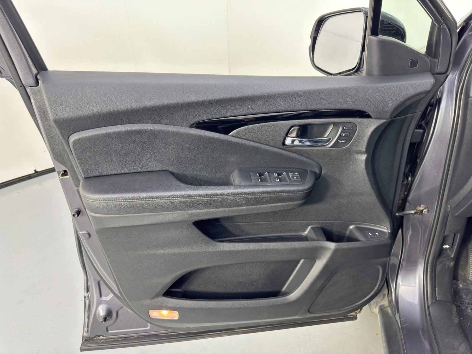 Used 2020 Honda Pilot Touring image 42