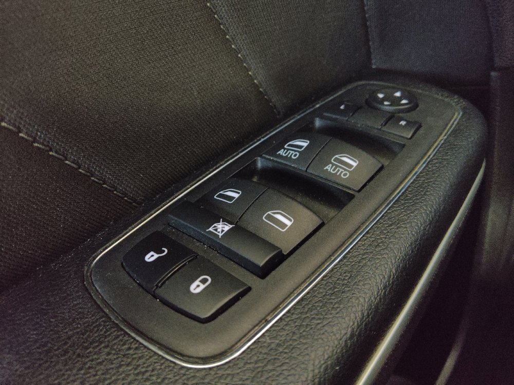 Used 2023 Dodge Charger SXT RWD image 27