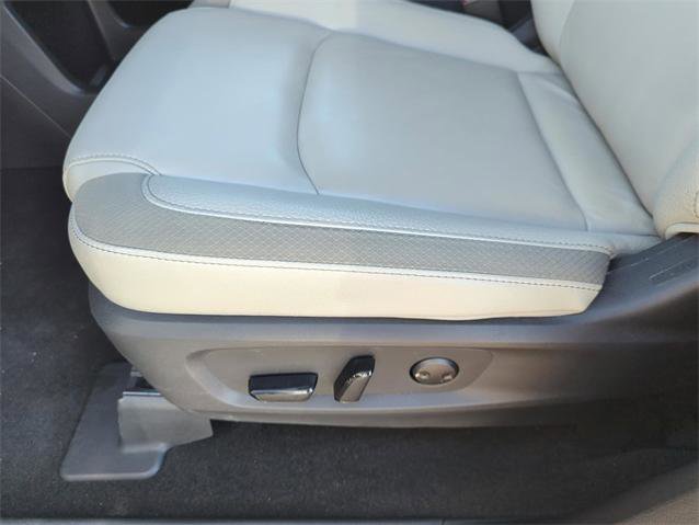 Certified 2024 Nissan Pathfinder SL image 23