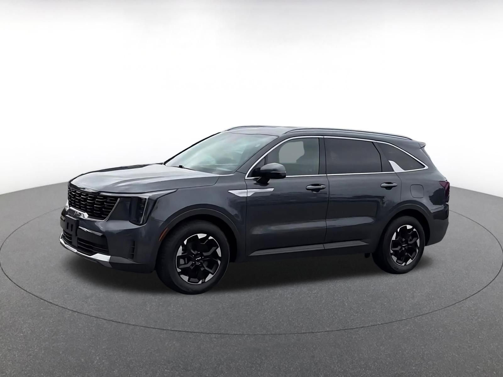 Used 2024 Kia Sorento S FWD image 8