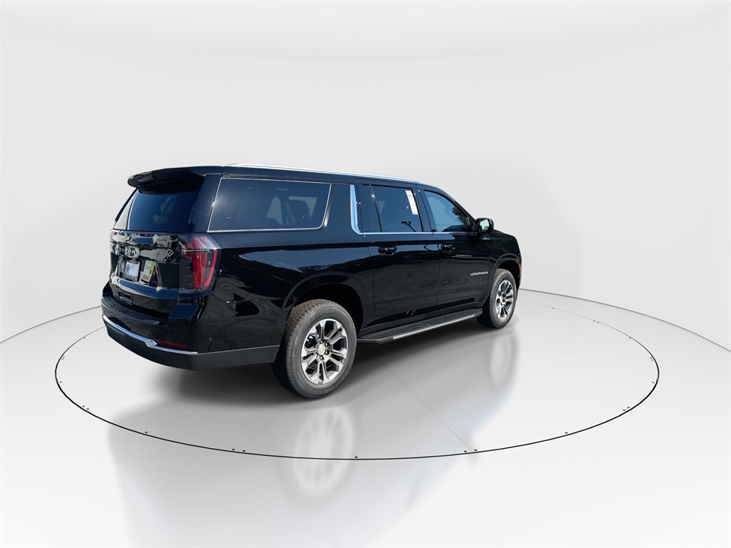 New 2026 Chevrolet Suburban LS image 8