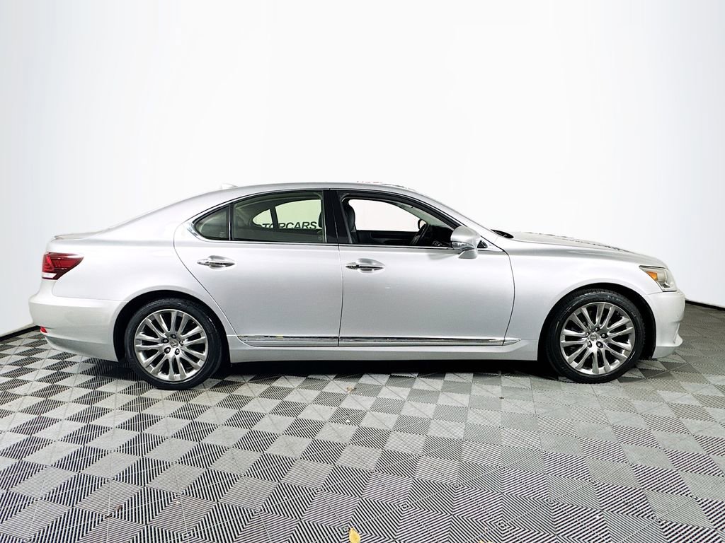 Used 2014 Lexus LS 460 AWD w/ Comfort Package image 8