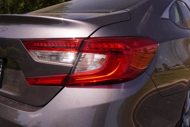 Used 2019 Honda Accord LX image 31