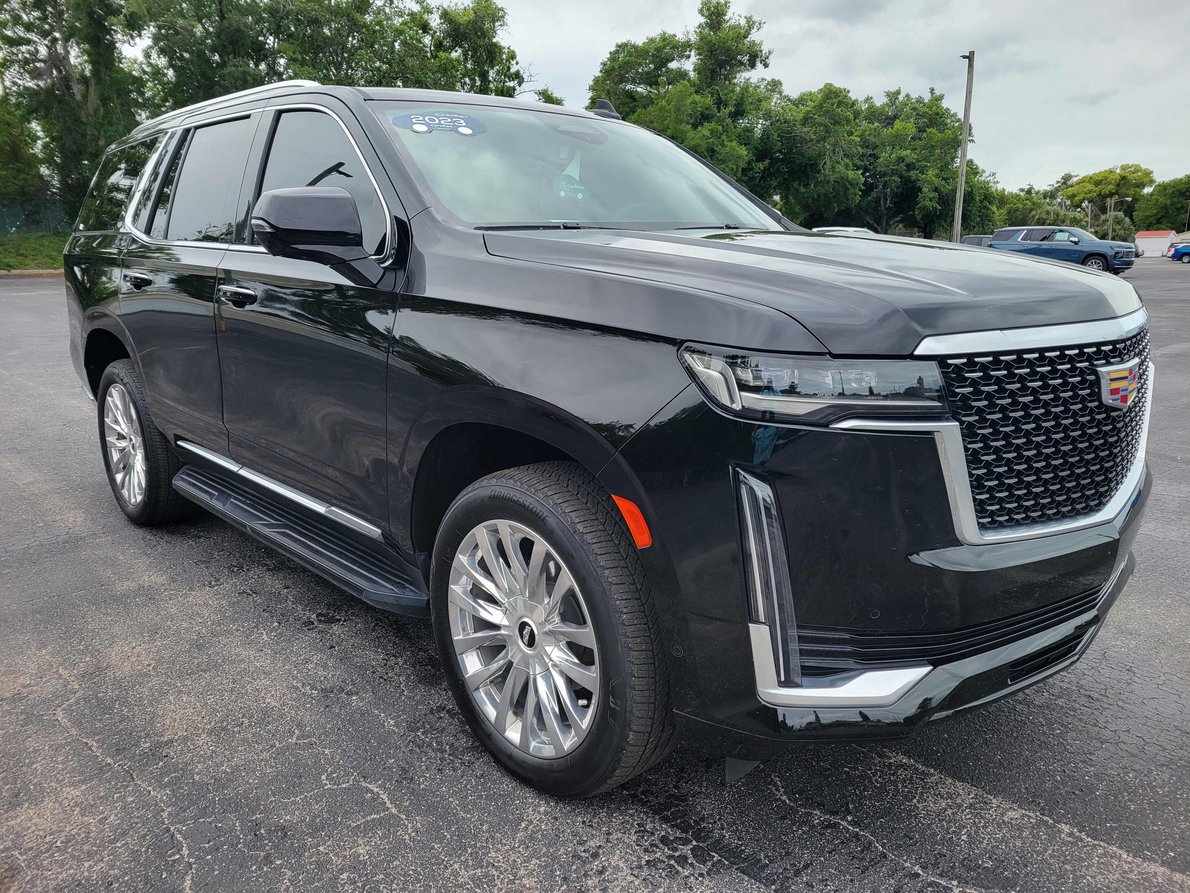 Certified 2023 Cadillac Escalade Premium Luxury AWD/4WD image 3