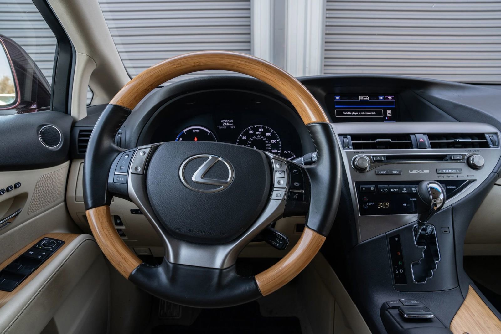 Used 2015 Lexus RX 450h AWD image 19