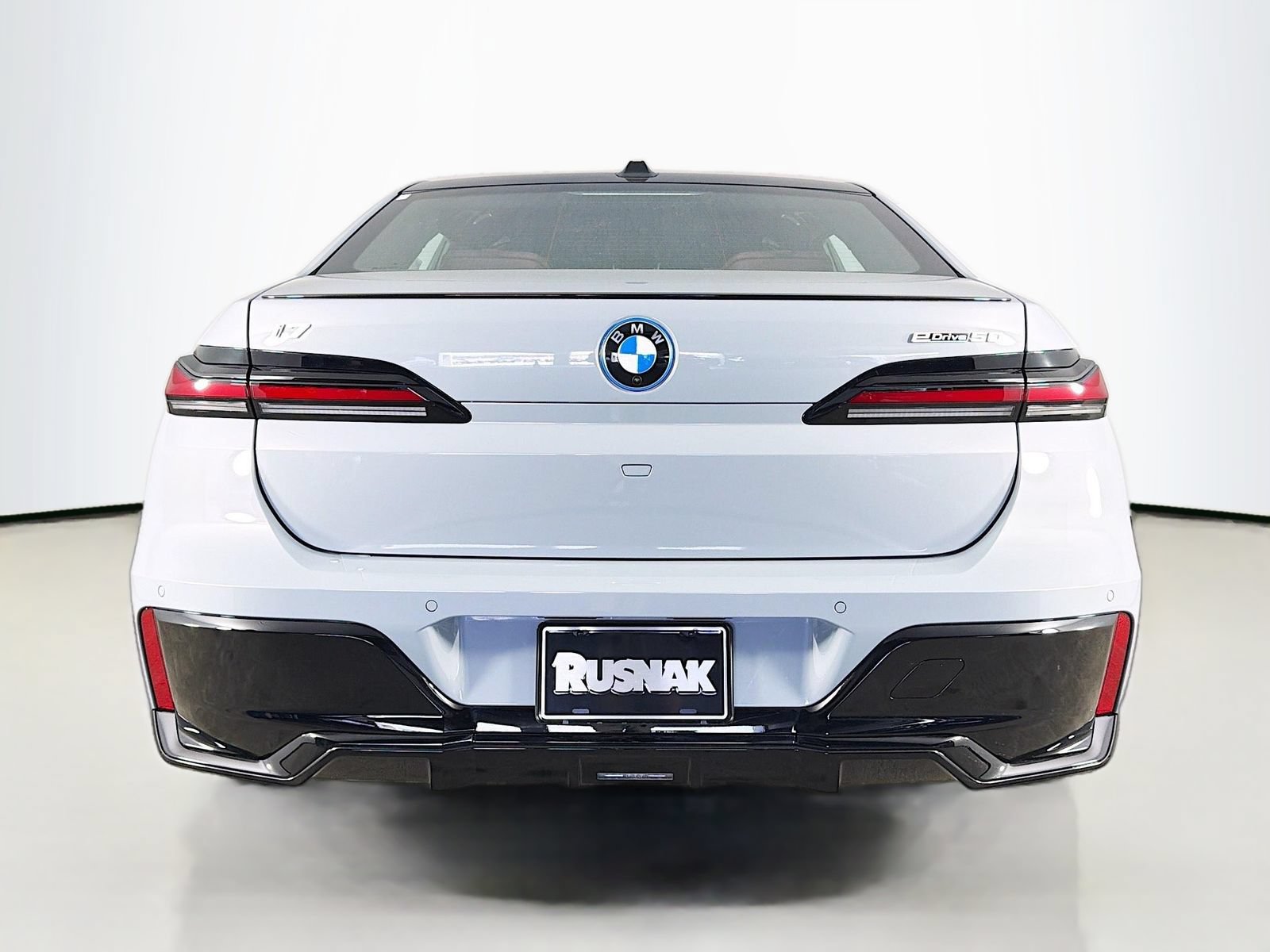New 2026 BMW i7 eDrive50 w/ M Sport Package RWD image 6