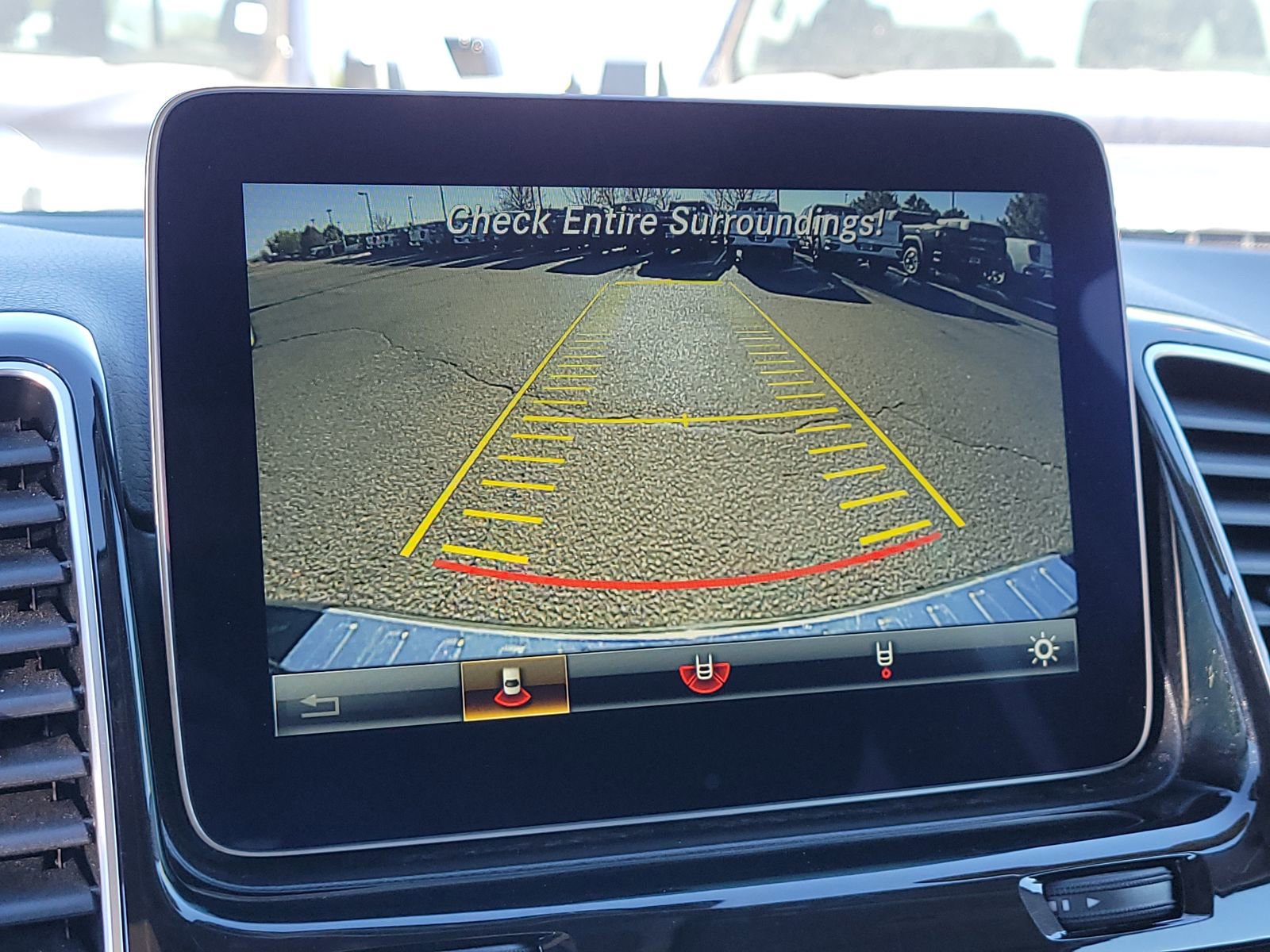 Used 2016 Mercedes-Benz GLE 300d 4MATIC image 16