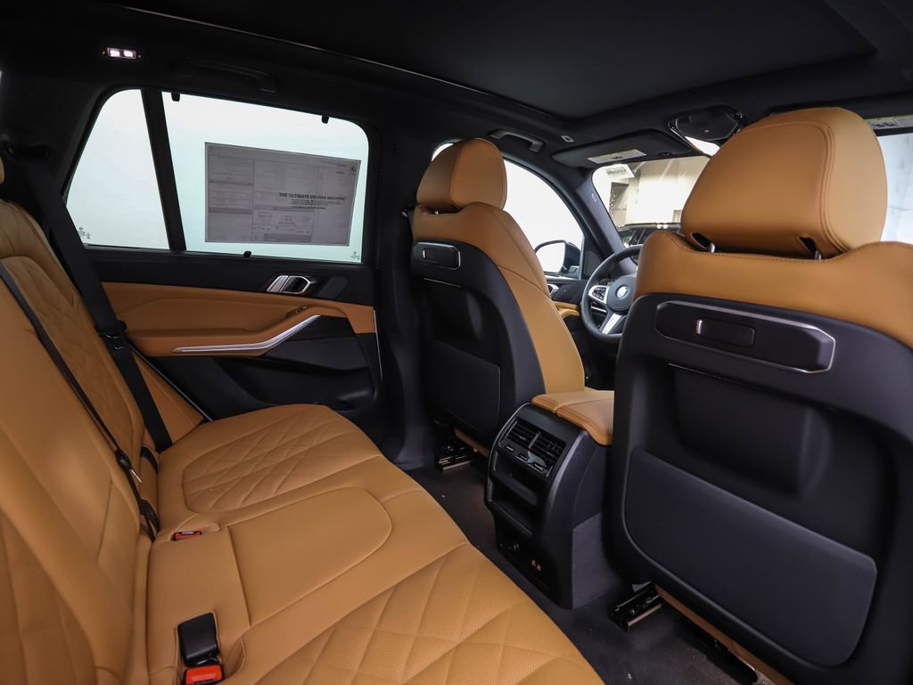 New 2026 BMW X5 xDrive50e w/ Executive Package image 26