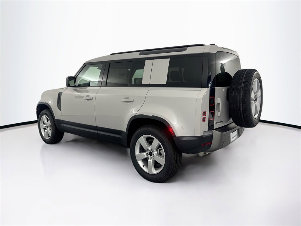 New 2026 Land Rover Defender 110 S image 7