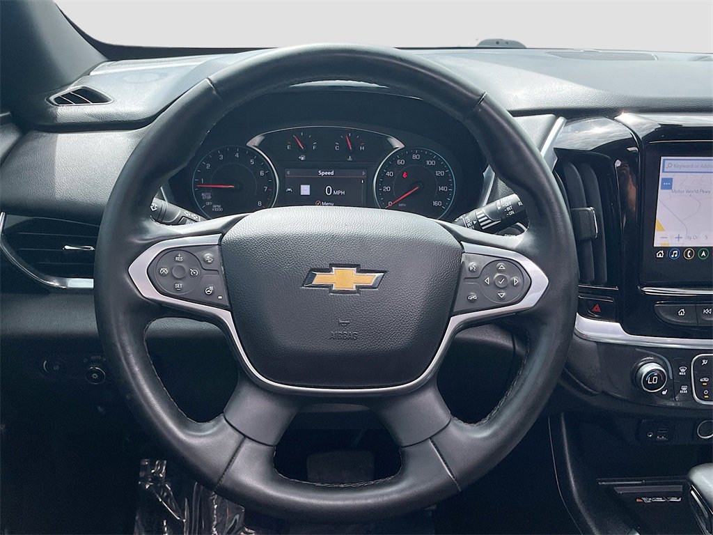 Used 2023 Chevrolet Traverse RS image 11