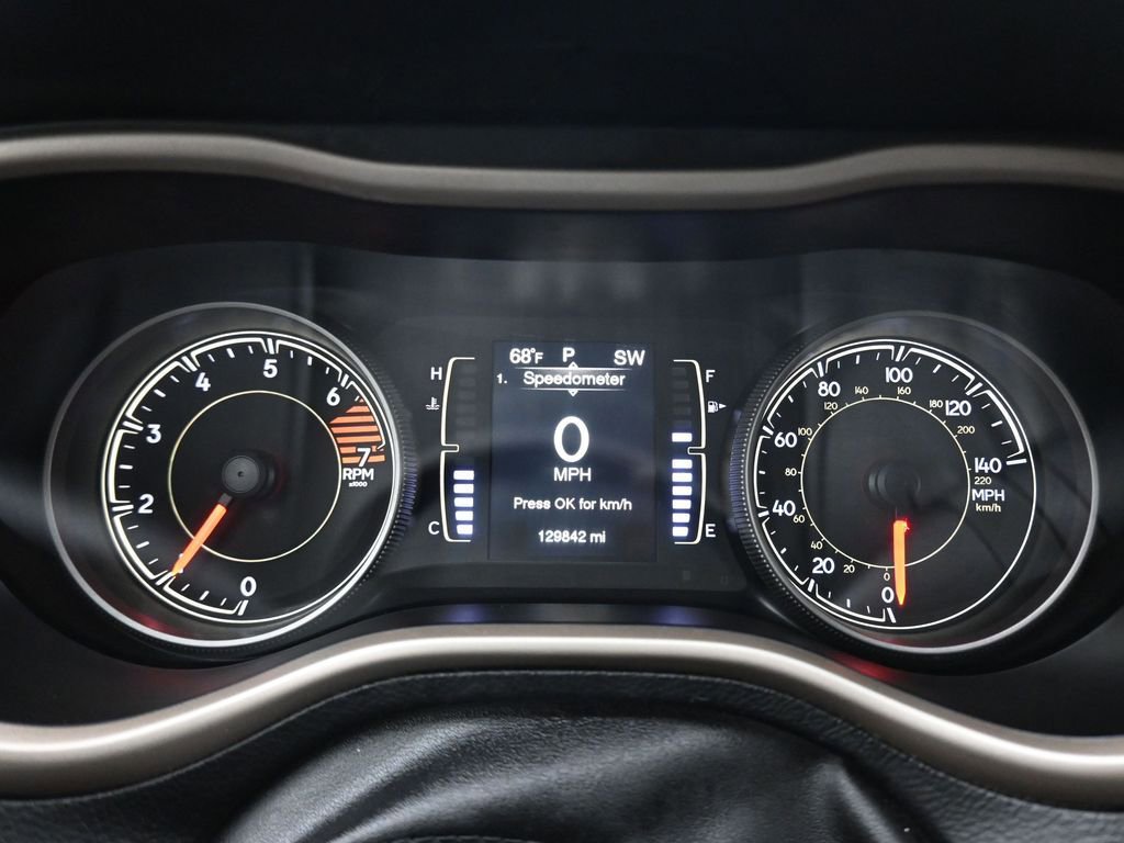 Used 2017 Jeep Cherokee Sport w/ Cold Weather Group image 16