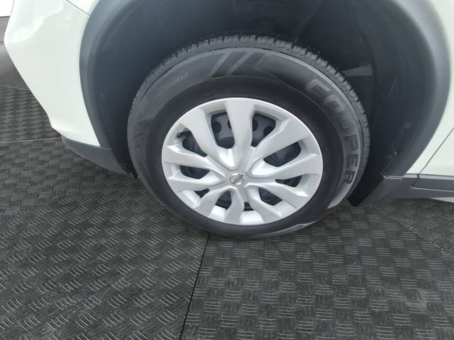 Used 2017 Nissan Rogue S w/ S Appearance Package AWD/4WD image 13