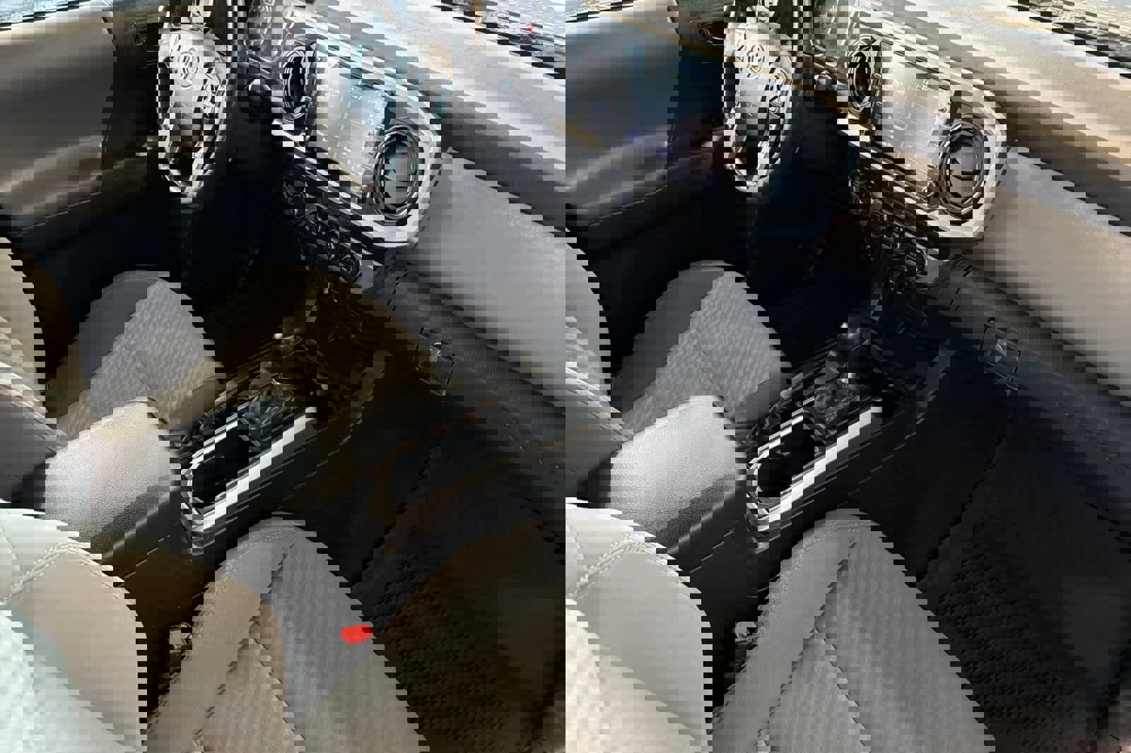 Used 2023 Toyota Tacoma SR5 w/ Technology Package image 17