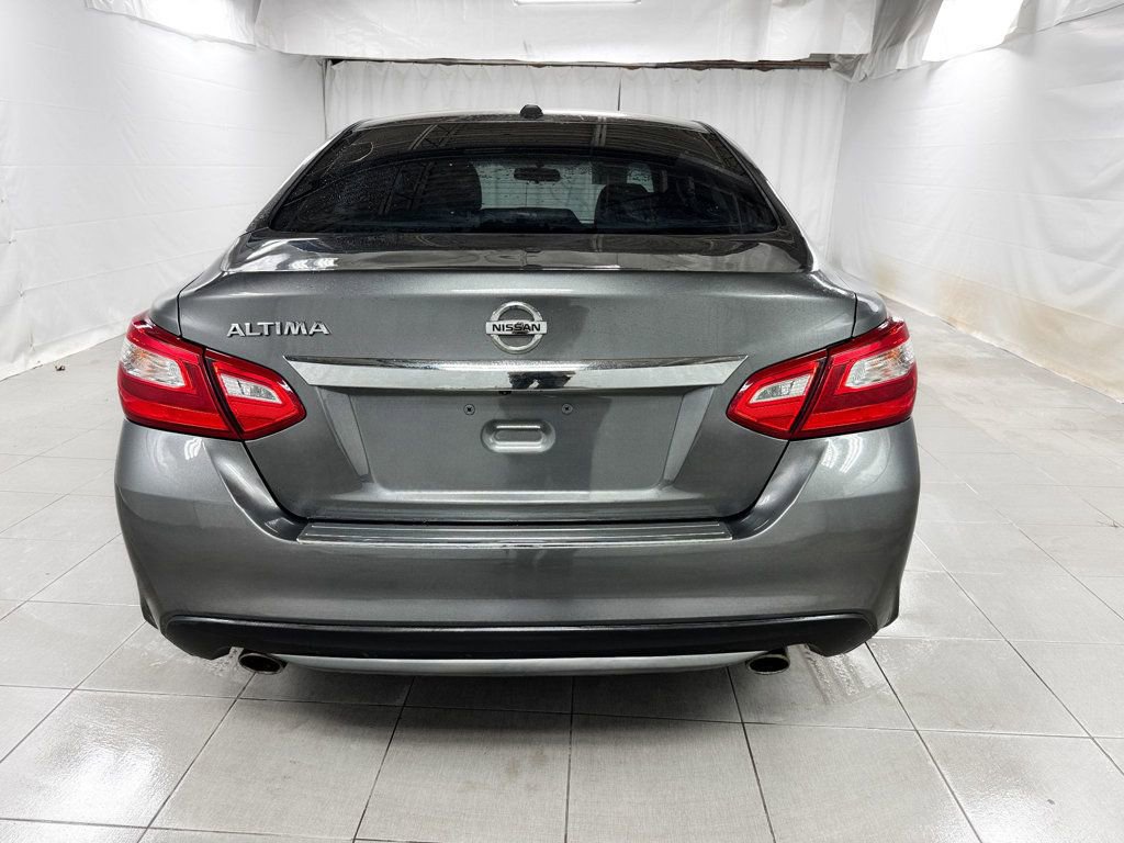 Used 2017 Nissan Altima 2.5 SV FWD image 5