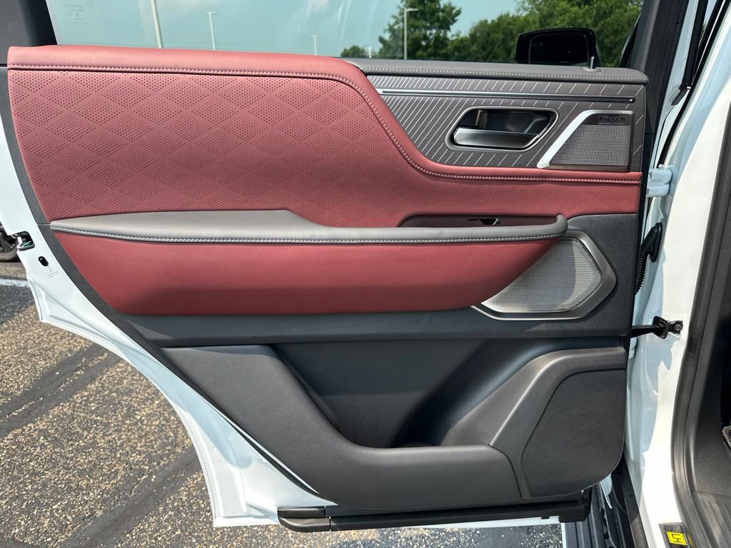 New 2027 INFINITI QX80 Autograph AWD/4WD image 31