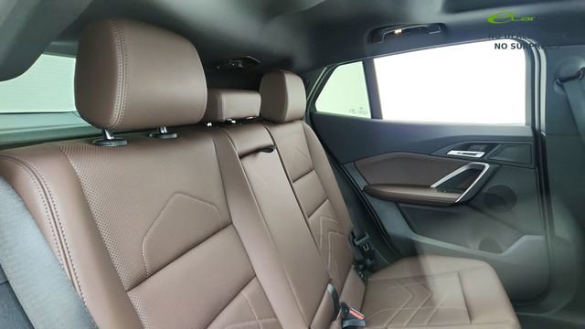 Used 2025 BMW X2 xDrive28i image 26