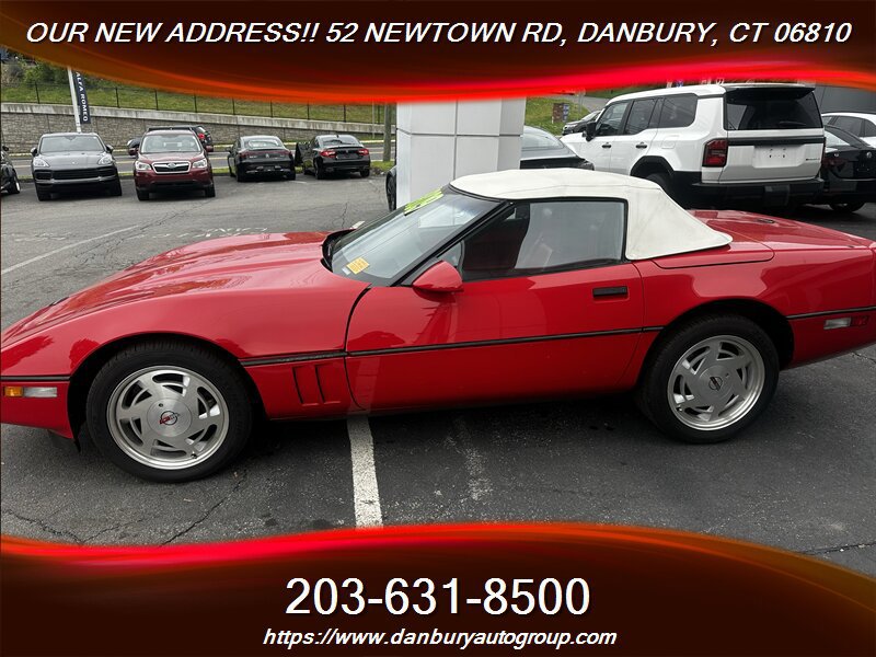 Used 1988 Chevrolet Corvette Convertible RWD image 1