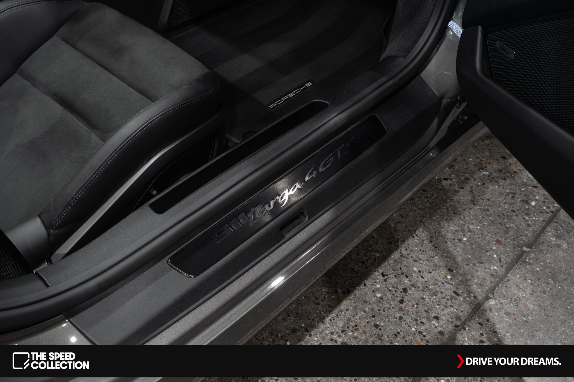 Used 2024 Porsche 911 Targa 4 GTS w/ Premium Package image 23