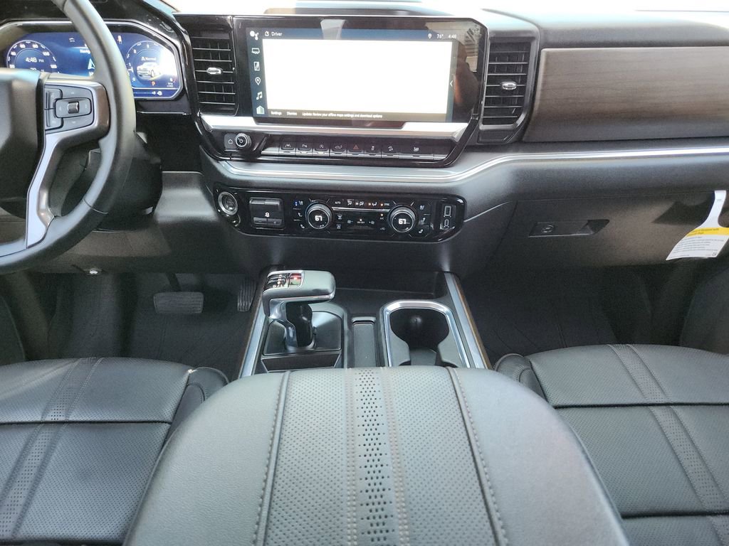 Used 2024 Chevrolet Silverado 1500 High Country w/ Midnight Edition AWD/4WD image 15