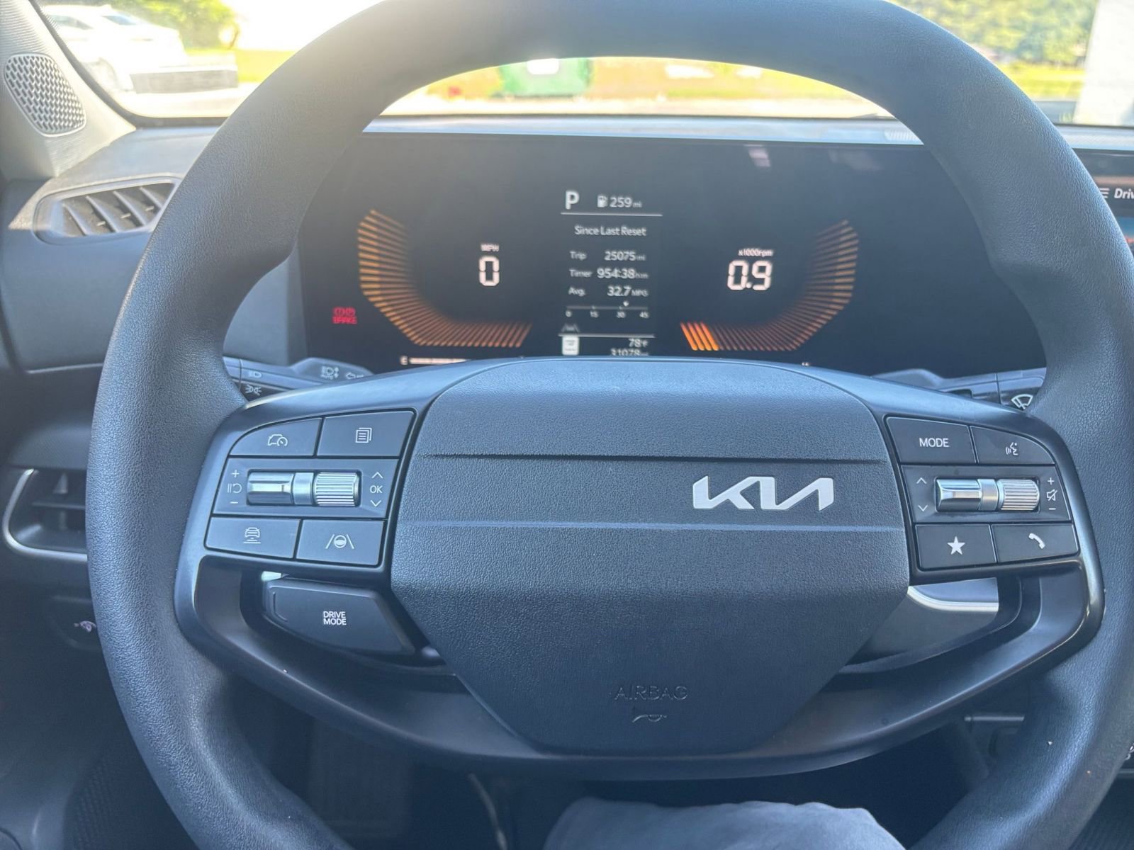 Used 2025 Kia K4 FWD image 33