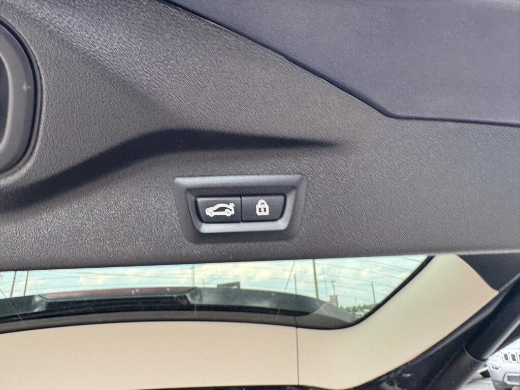 Used 2020 BMW X7 xDrive40i w/ Cold Weather Package image 52