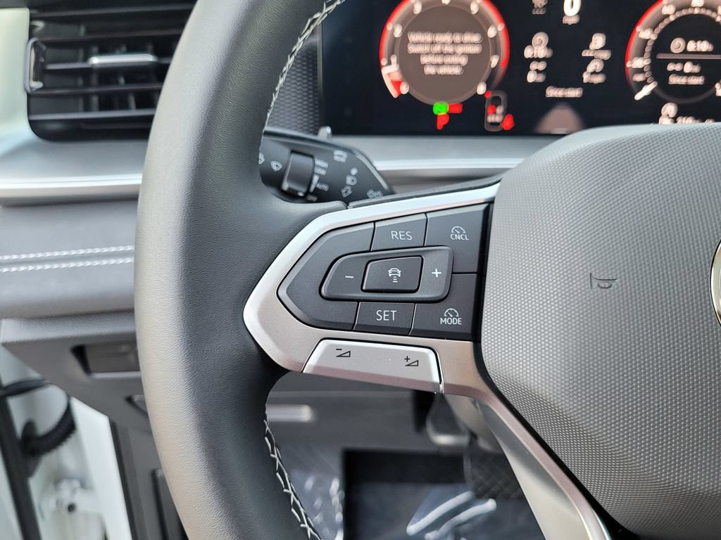 New 2026 Volkswagen Tiguan SE AWD/4WD image 21