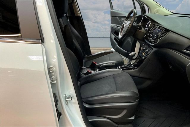 Certified 2022 Buick Encore Preferred w/ Safety Package AWD/4WD image 29