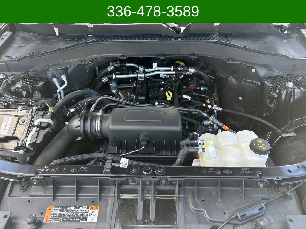 Certified 2022 Ford Explorer XLT w/ Equipment Group 202A AWD/4WD image 22