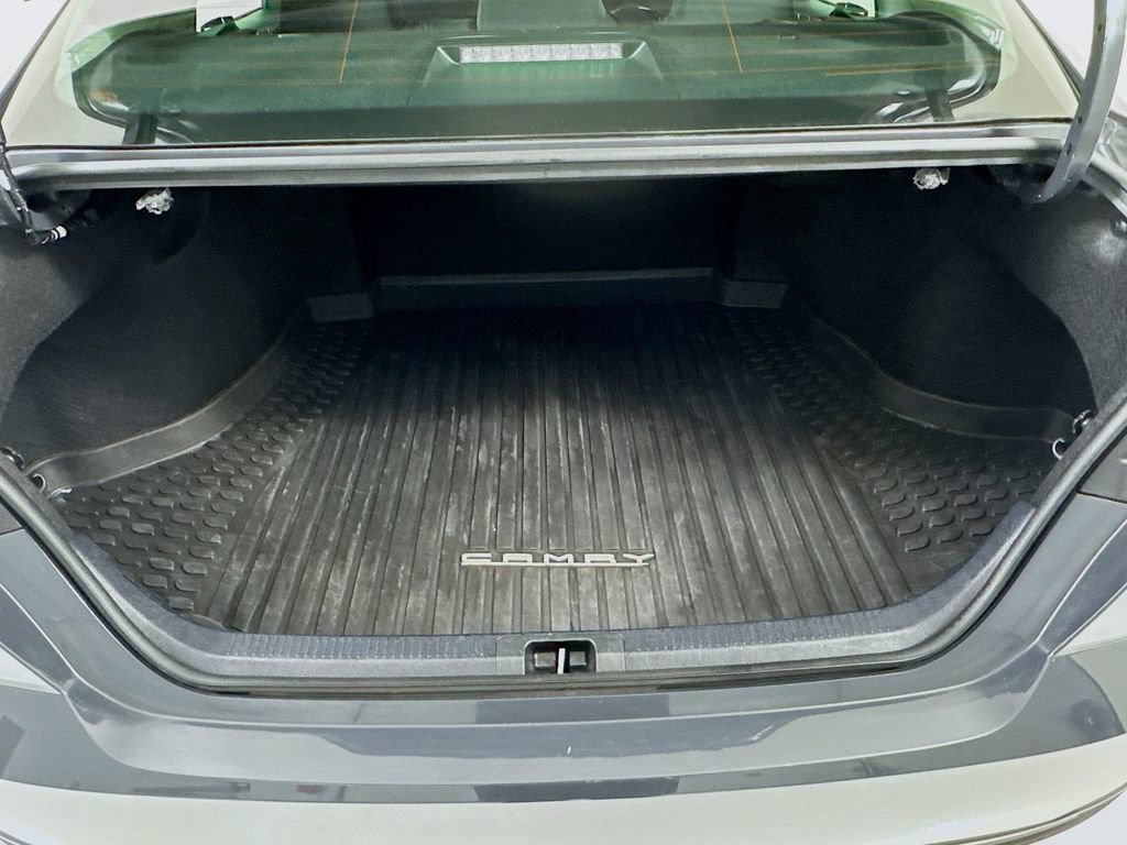 Used 2025 Toyota Camry LE image 24