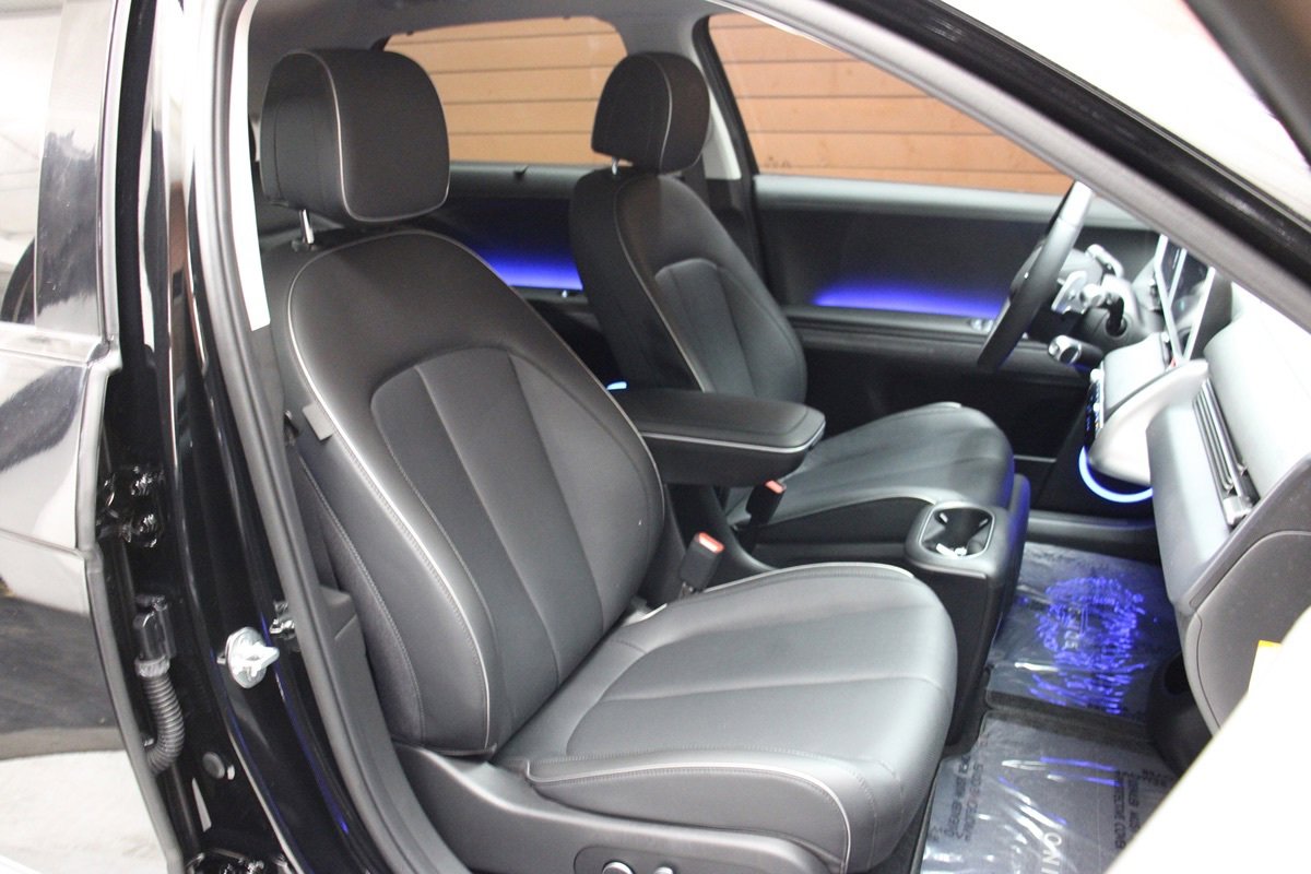 Used 2024 Hyundai Ioniq 5 Limited RWD image 18