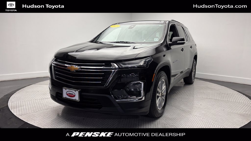 Used 2023 Chevrolet Traverse LT w/ LPO, Floor Liner Package