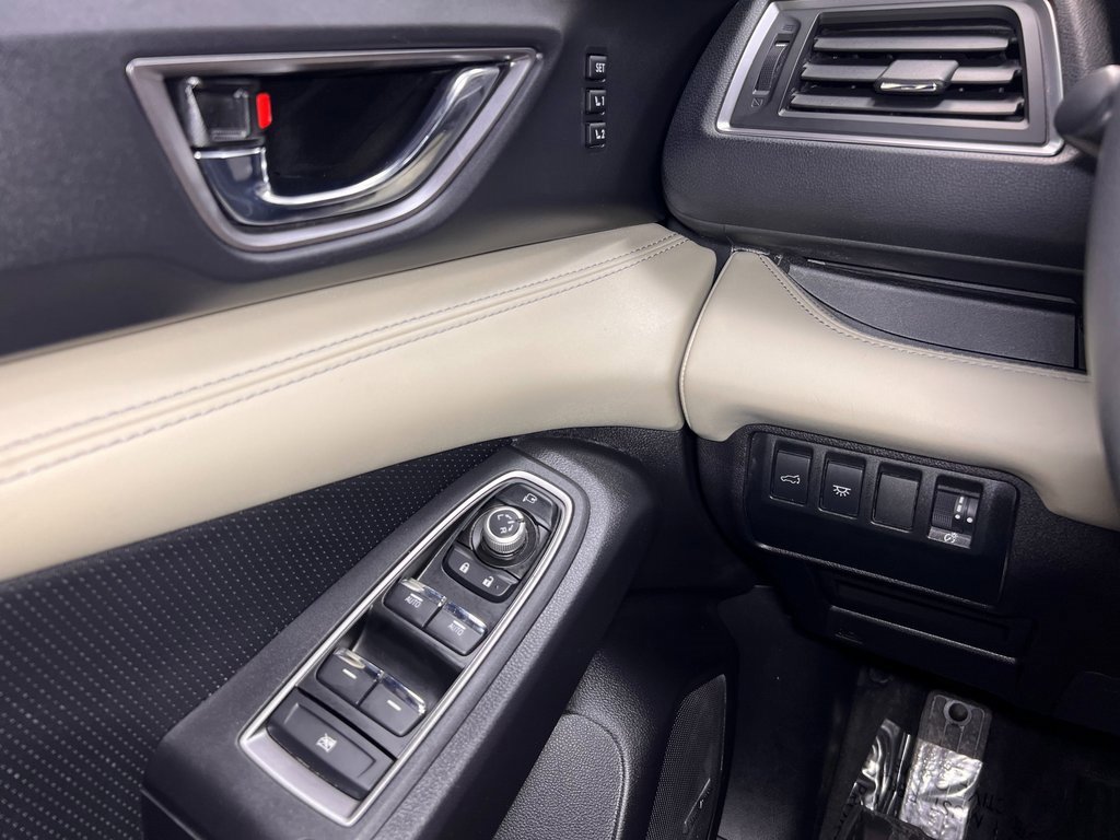 Used 2024 Subaru Ascent Limited w/ Technology Package image 7