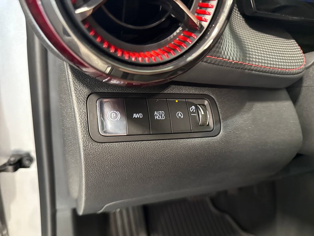 New 2026 Chevrolet Equinox RS w/ Safety and Technology Package AWD/4WD image 10