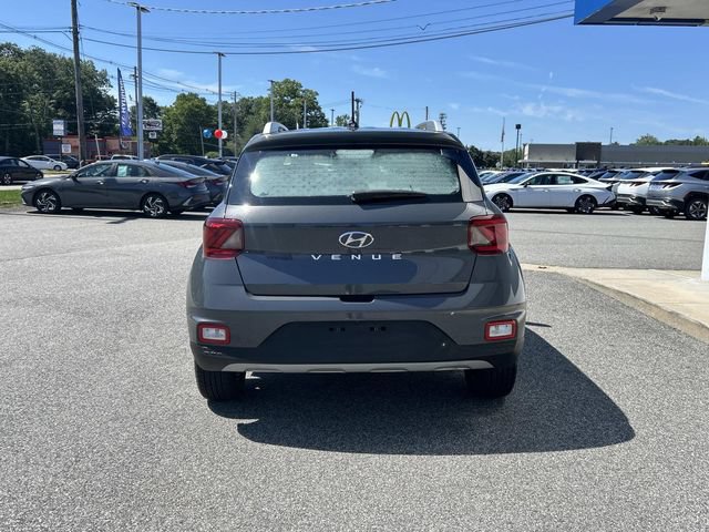 Certified 2024 Hyundai Venue SEL FWD image 3
