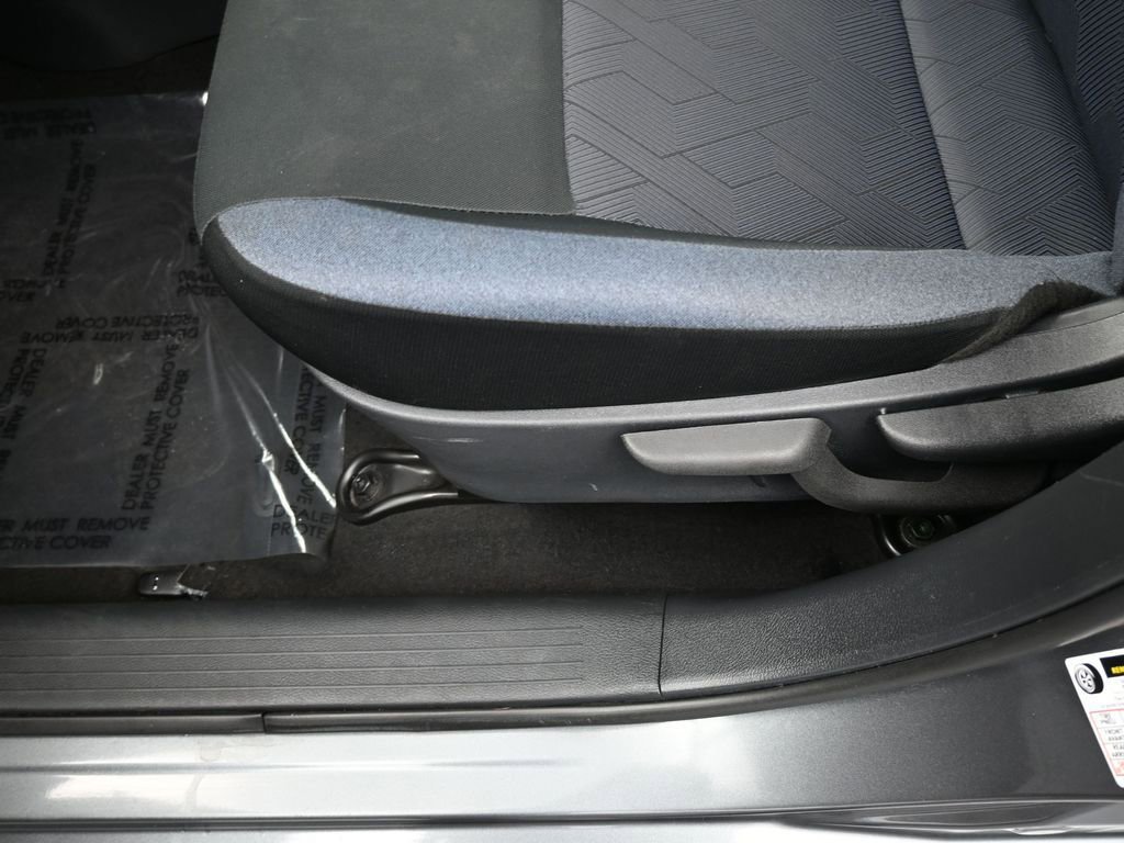 Used 2023 Nissan Versa SV image 15