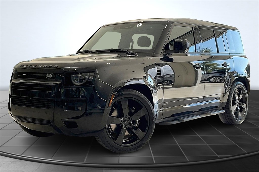 New 2026 Land Rover Defender 110 V8 image 2